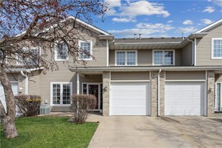 1150 S 52nd St Unit 202, West Des Moines, IA 50265