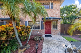 2124 NE 9th Ave, Wilton Manors, FL 33305