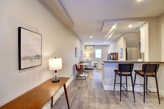 621 Islington St Unit C, Portsmouth, NH 03801