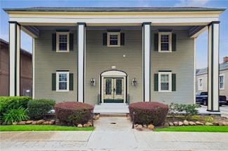 728 Lafayette St, Gretna, LA 70053