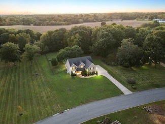 4168 Ironwood Dr, Greenbrier, TN 37073