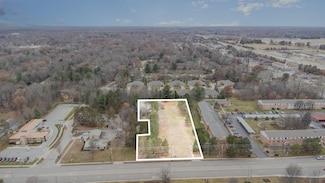 6103 Eastman Ave, Midland, MI 48642