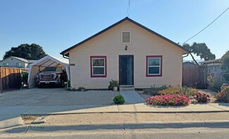 217 7th St, Greenfield, CA 93927