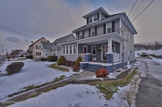 609 Gino Merli Dr, Peckville, PA 18452