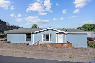 2155 Robins Ln SE, Salem, OR 97306