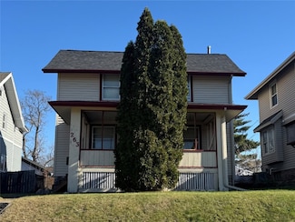 263 Highland Dr NW, Cedar Rapids, IA 52405