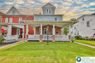 533 Walnut St, Catasauqua, PA 18032