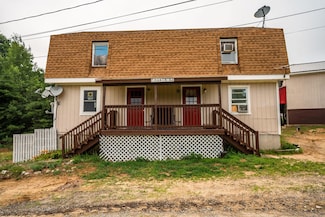 7 Dakin Rd, Turner, ME 04282