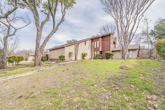 1822 Wildwood Dr, Grand Prairie, TX 75050