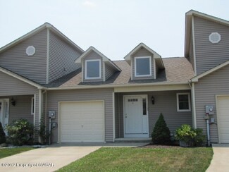 1120 Sunset Dr, Pittston, PA 18640