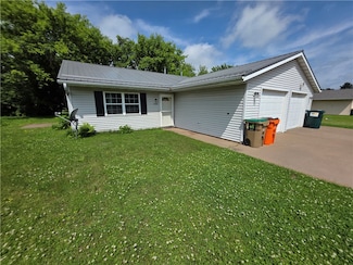 2102 Mittelstadt Ln, Eau Claire, WI 54703