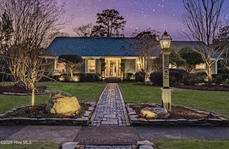 1802 Hawthorne Rd, Wilmington, NC 28403