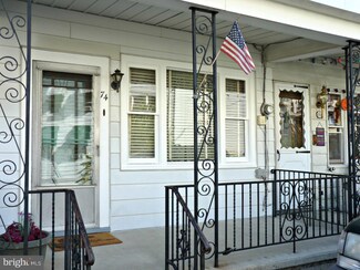 74 Water St, New Philadelphia, PA 17959