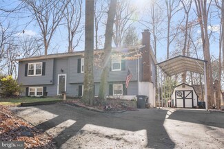 8967 Westchester Dr, Manassas, VA 20112
