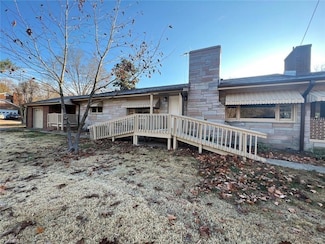 912 Friendly Rd, Eden, NC 27288