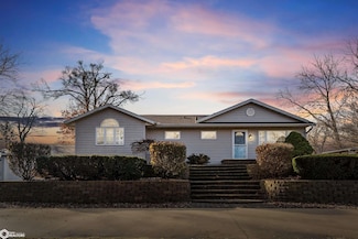 2315 Mount Pleasant St, Burlington, IA 52601
