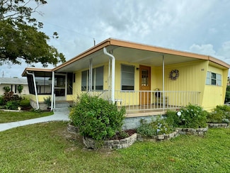 249 Jasper St, Largo, FL 33770