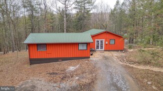 93 Ironmine Ln, Hedgesville, WV 25427
