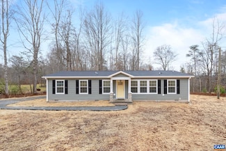 5261 Giannini Ln, Schuyler, VA 22969