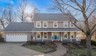 102 Hickory Dr, Mount Horeb, WI 53572