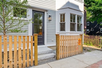 145 Derby St Unit 3, Salem, MA 01970