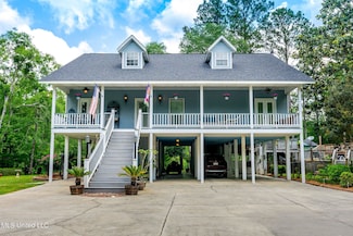 5388 Garden Ln, Biloxi, MS 39532