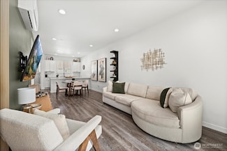 18133 1st Place SW, Normandy Park, WA 98166