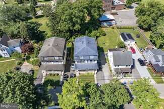 6 Mechanic St, Swedesboro, NJ 08085