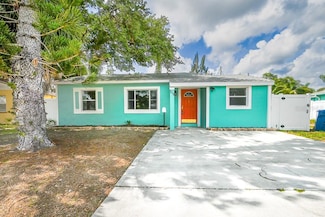 115 41st Ave NE, Saint Petersburg, FL 33703