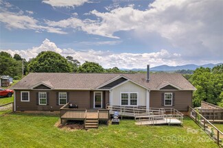 24 King Dr, Leicester, NC 28748