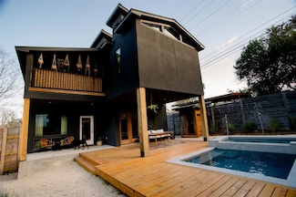 405 S Park Dr Unit 2, Austin, TX 78704