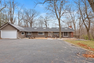 1010 Evergreen Cir, Olympia Fields, IL 60461