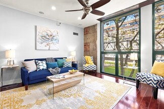 42 8th St Unit 4205, Charlestown, MA 02129