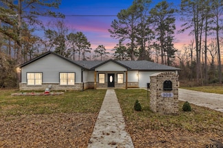 300 Chelsea Ln, Bullard, TX 75757