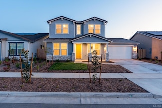 2646 Vineyard St, Hanford, CA 93230