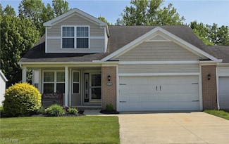 27257 Emerald Oval S, Olmsted Falls, OH 44138
