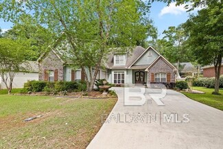 952 Whittier St, Fairhope, AL 36532