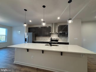 17952 Alicia Ave Unit 1, Dumfries, VA 22026