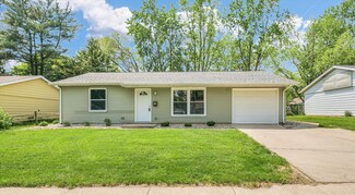 1501 Lincolnwood Dr, Urbana, IL 61802