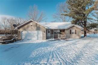 806 S Tibbets Ave, Belle, MO 65013