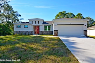 883 Parrotfish St, Palm Bay, FL 32908