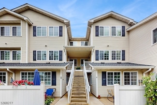 12 Cortland Ln, Bedminster, NJ 07921