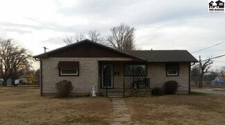521 East Ave N, Lyons, KS 67554