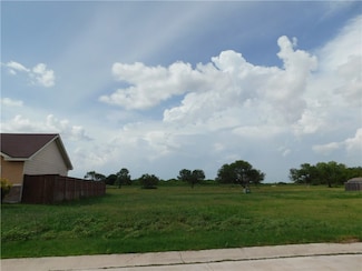 n/a Montana St, Alice, TX 78332