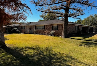 1209 Garland St, Plainview, TX 79072