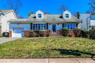 350 Kennedy St, Iselin, NJ 08830