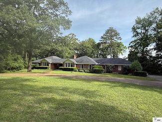 806 Selig St, Farmerville, LA 71241