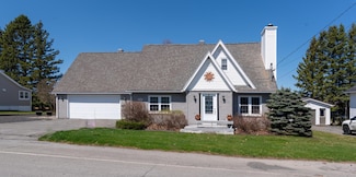 165 Pleasant Ave, Madawaska, ME 04756