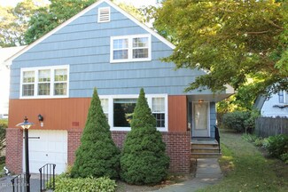 9 Highland Place, Greenwich, CT 06831