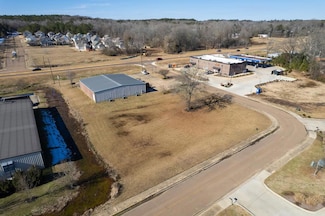 105 Commerce Dr, Oxford, MS 38655